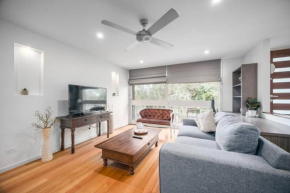 Modern 2 BRM Cottage at Eastland Ringwood, Ringwood